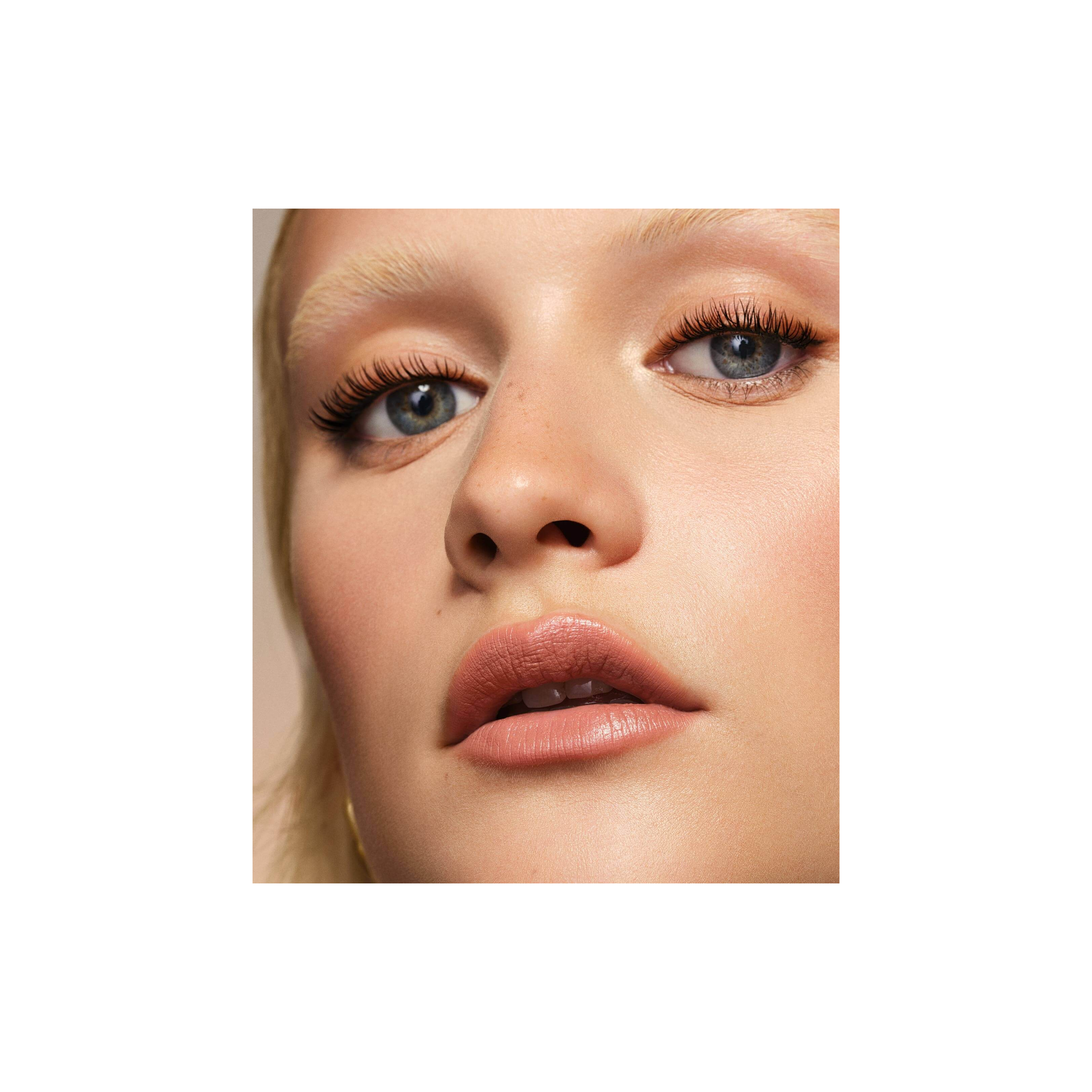 Volumizing Mascara